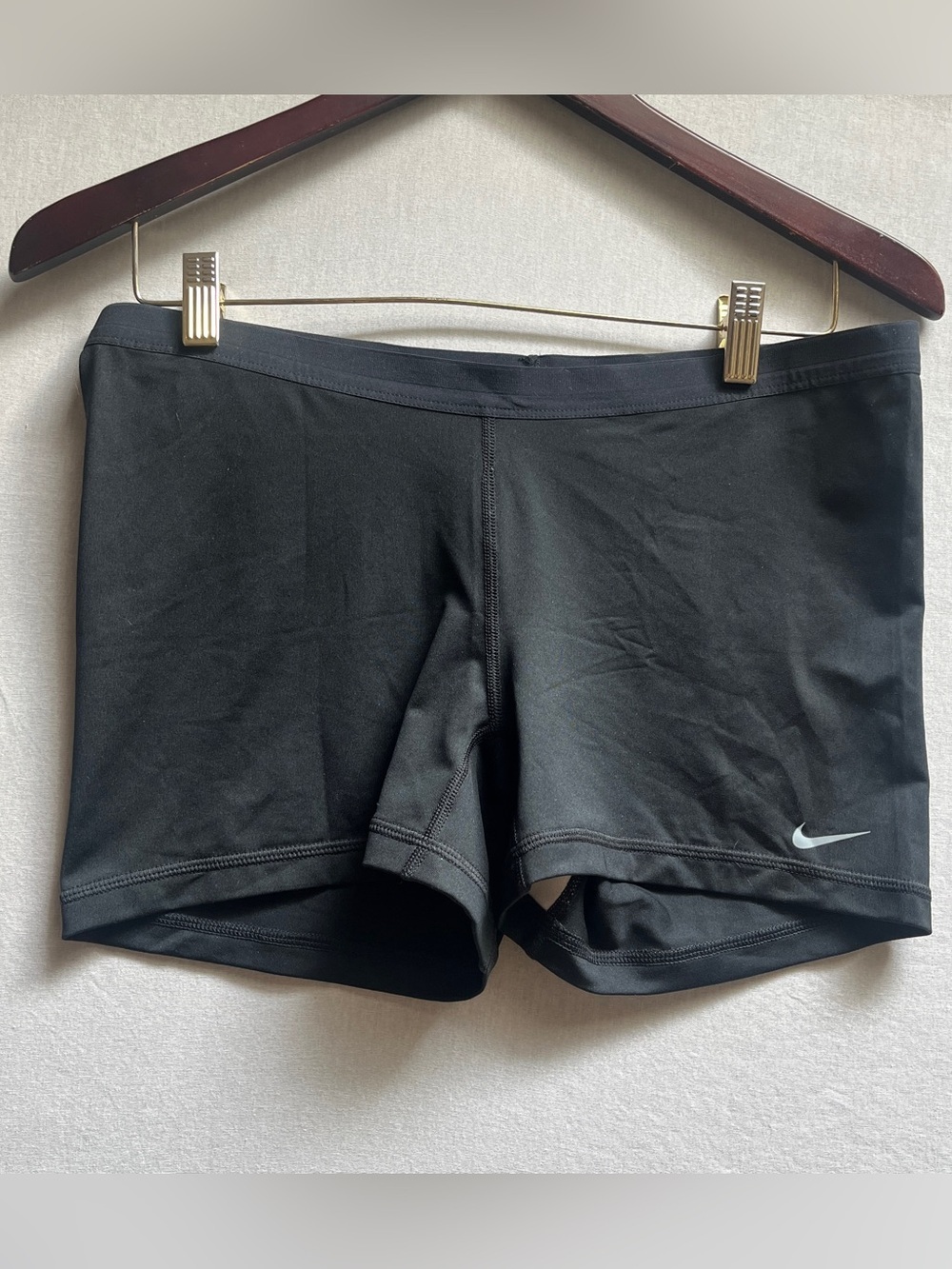 NWT Nike Golf Dri Fit Black Athletic Shorts L